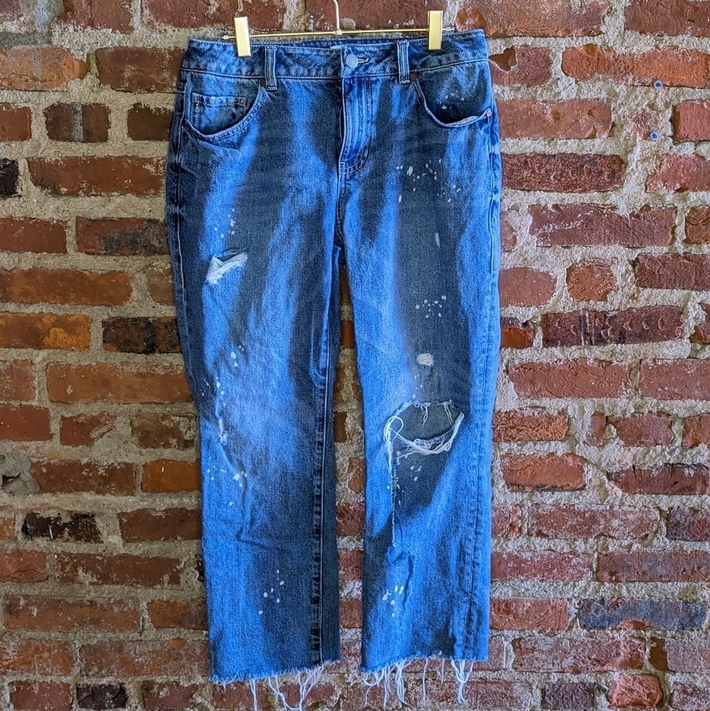 CAbi Size 6 100% BF Distressed Boyfriend Capri‎ Blue Denim Jeans